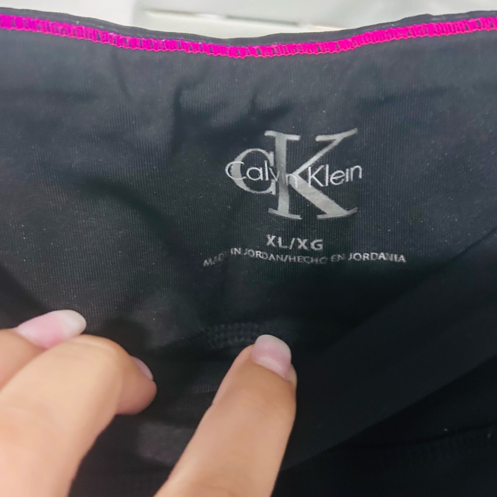 Calvin Klein Women's Black Bike Shorts Size XL - Picture 3 of 4